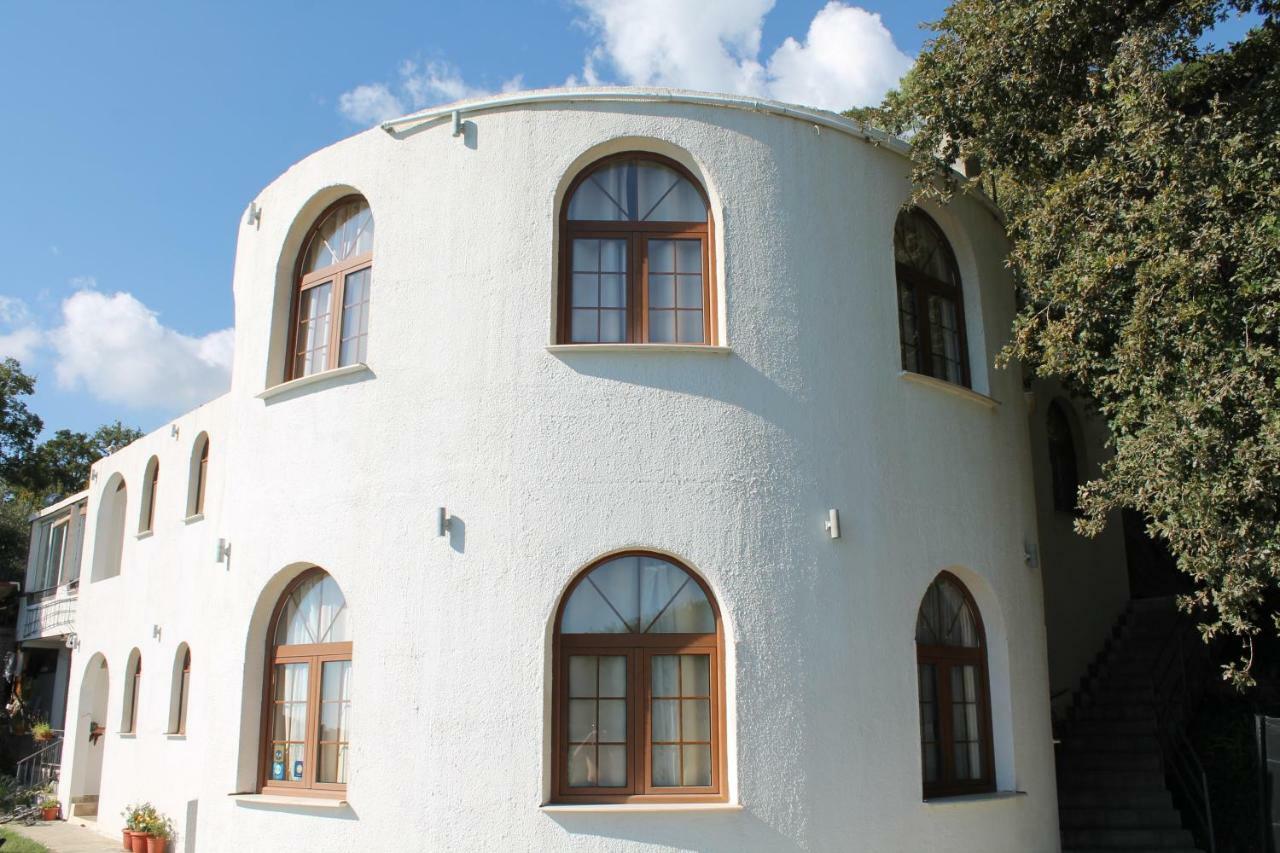 Pataki Guesthouse Petrovac ภายนอก รูปภาพ