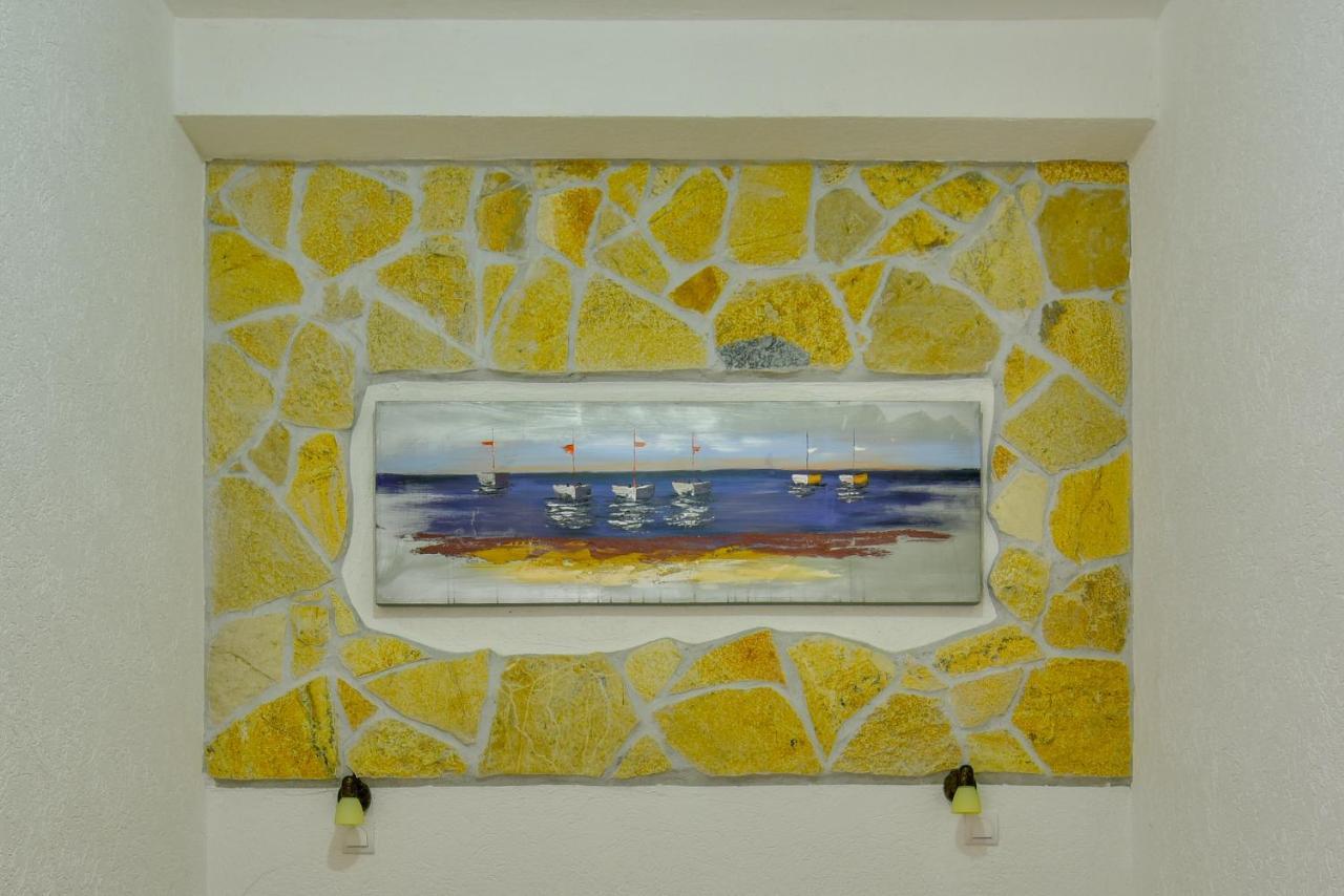 Pataki Guesthouse Petrovac ภายนอก รูปภาพ